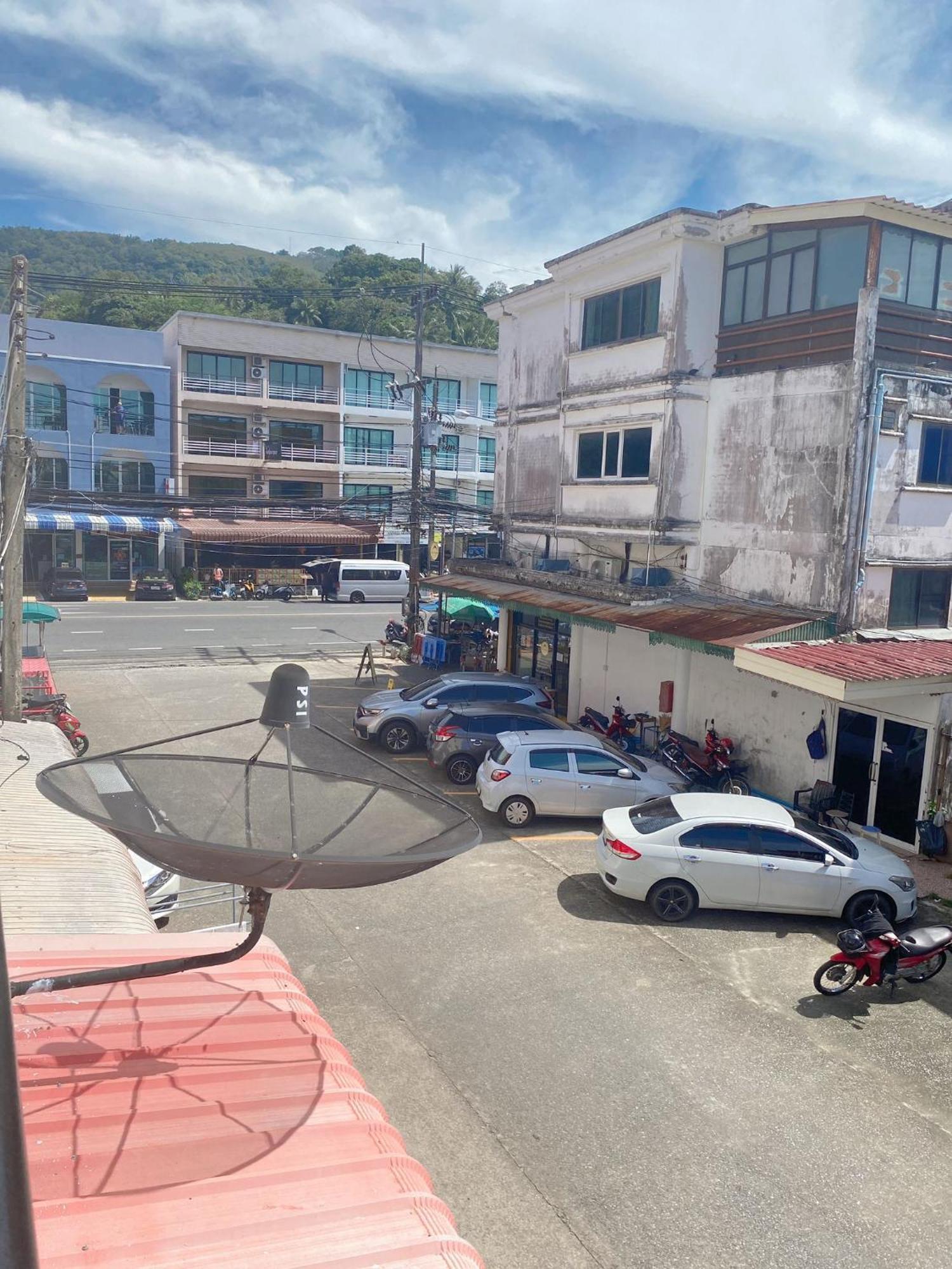 2 Vikings Guesthouse Karon Bagian luar foto